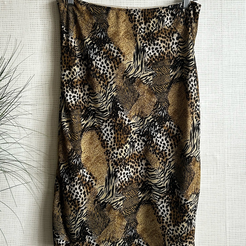 Tradition Leopard Print Women's Skirt